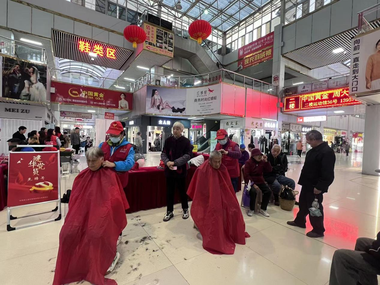 公益不打烊，情暖每月時光
