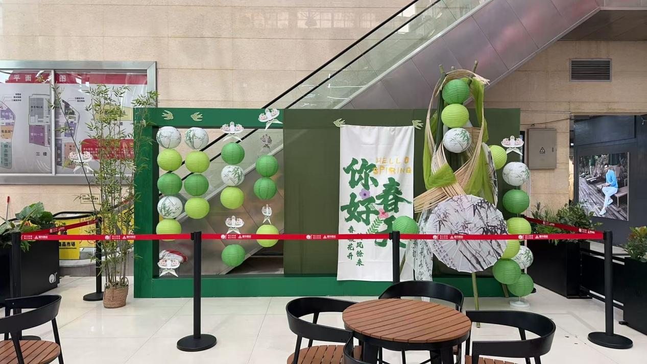 錢江商城煥新顏，春日美陳顯活力